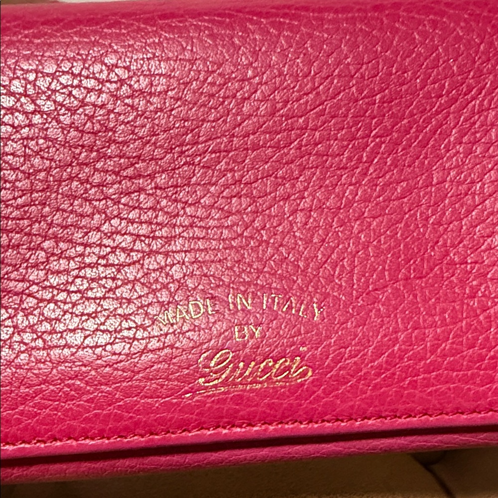 Gucci Pink Leather Wallet - Picture 2 of 8